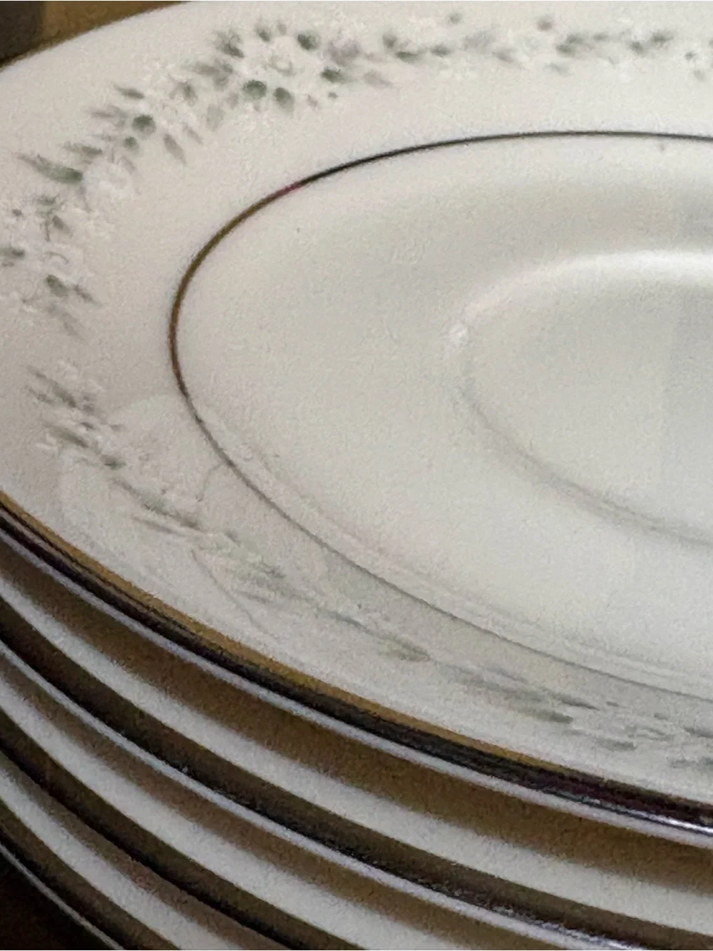 Set of 4-discontinued Noritake “Heather” pattern #7548 fine ivory China plates